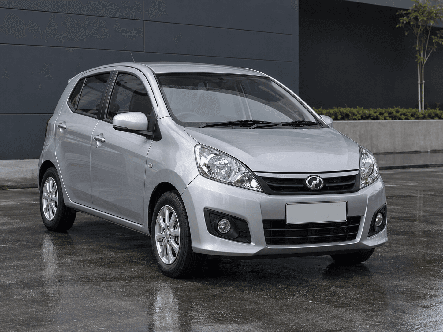 Foto rujukan · model & warna dipadankan: Perak metalik 2015 Perodua Axia
